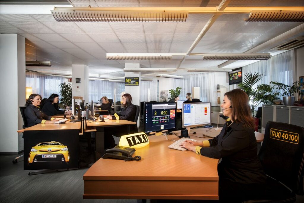 Callcenter Taxi2244