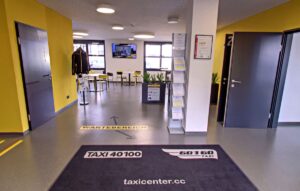 Warteraum Taxi40100